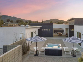 Ishan Courtyard W Hot Tub & Fire Pit